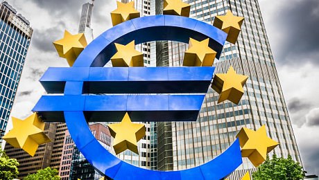 Evropská komise vydala dluhopisy EU v hodnotě 7 miliard EUR