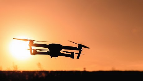 Komise přijala amsterodamskou deklaraci o dronech