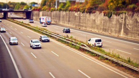 Zákon požadující odstranění billboardů na českých silnicích je v souladu s pravidly státní podpory EU