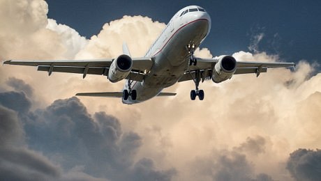 Komise prodlužuje možnost poskytovat provozní podporu některým regionálním letištím