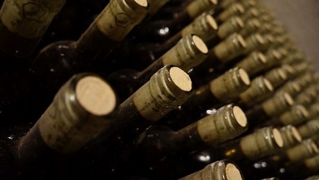 Komise bude sledovat vývoj na trhu s vínem