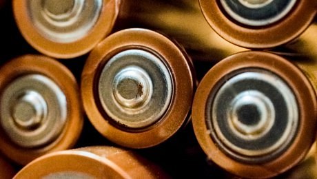 Udržitelnější, výkonnější a odolnější baterie